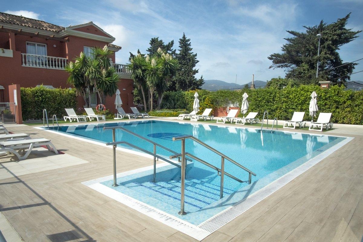 Alborán Algeciras Hotel Kültér fotó